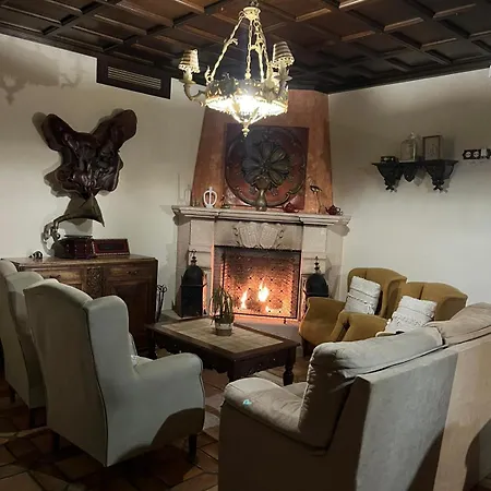 Rural Hacienda De 3*