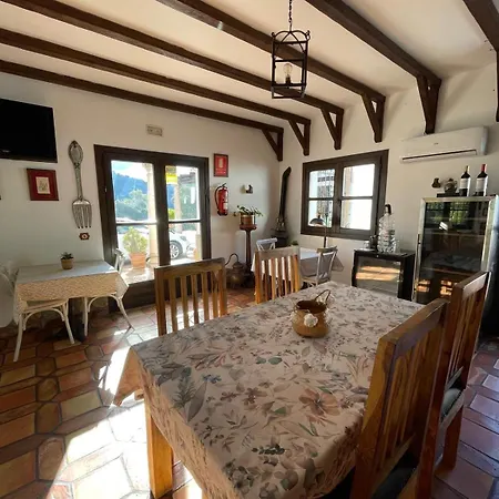Rural Hacienda De 3*