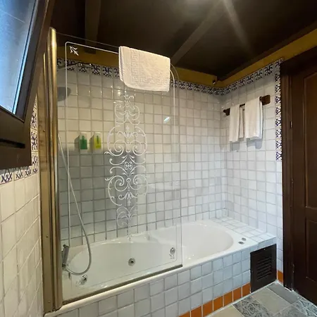Rural Hacienda De 3*